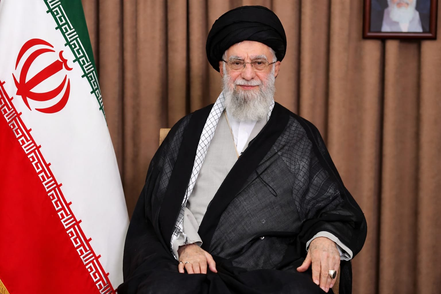 Iran Konfirmasi Pemimpin Tertinggi Ali Khamenei Tewas