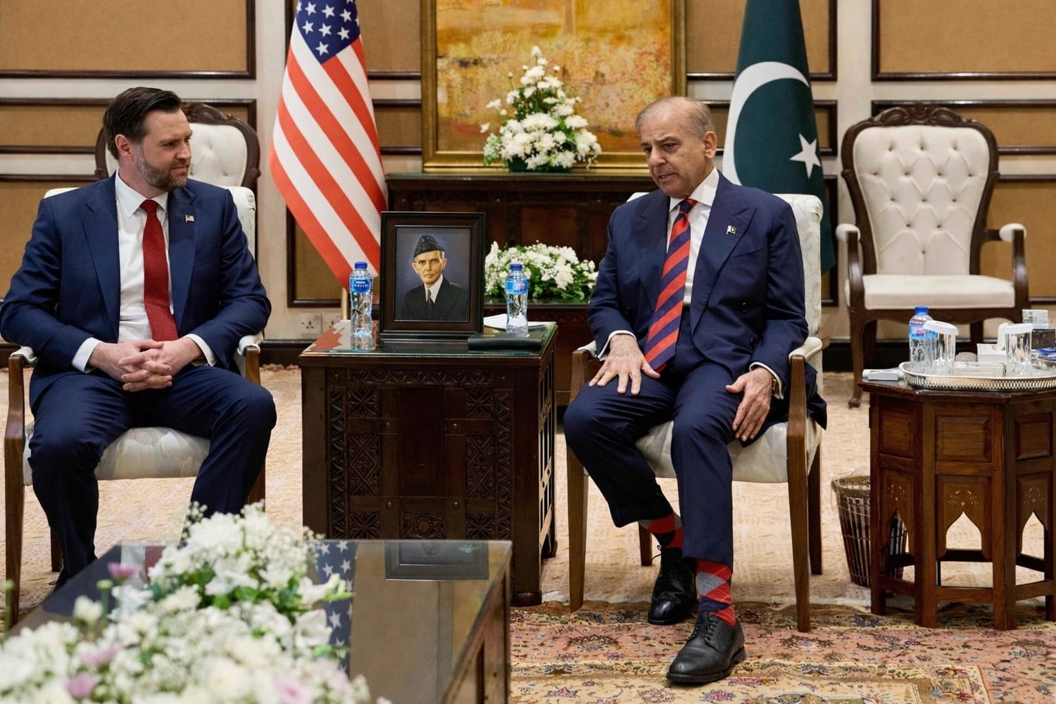 Deadlock Negosiasi Amerika-Iran Picu Harga Minyak Kembali Tembus USD100/Barel