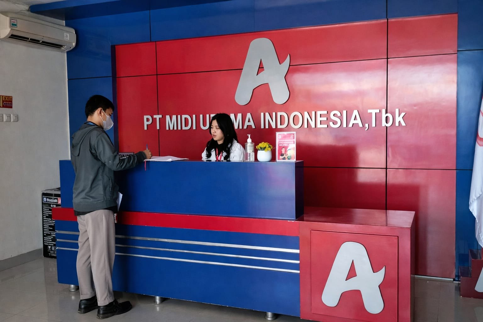 Bukukan Omzet 1Q26 Sebesar Rp5,88 Triliun, Laba Bersih MIDI Melejit 39,5%