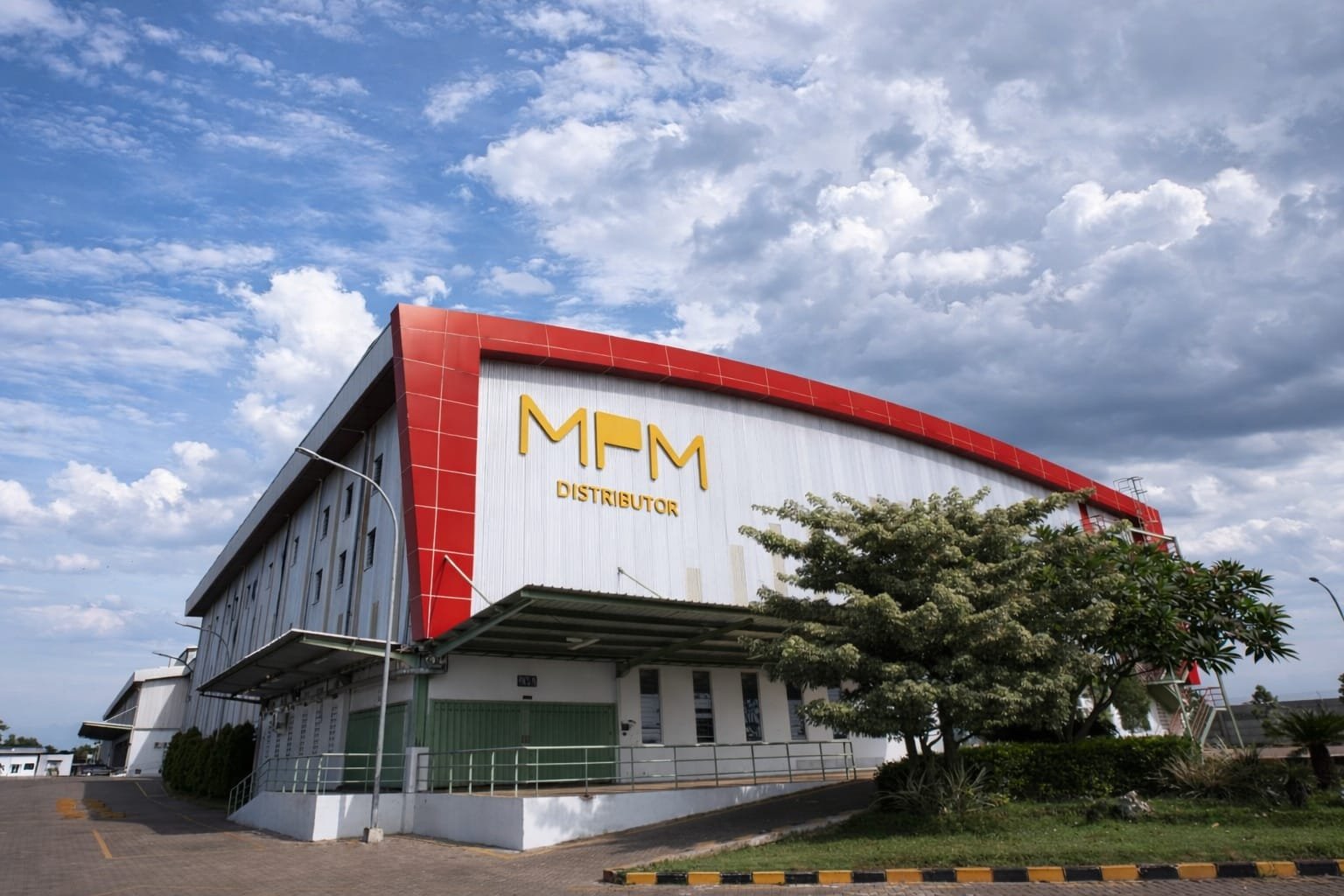 Beri Insentif ke Direksi, MPMX Rogoh Kas Internal Rp50 Miliar untuk Buyback Saham
